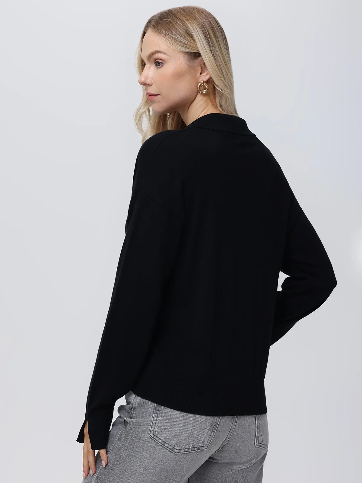 Maddi: 100% Cotton V-Neck Collar Pullover